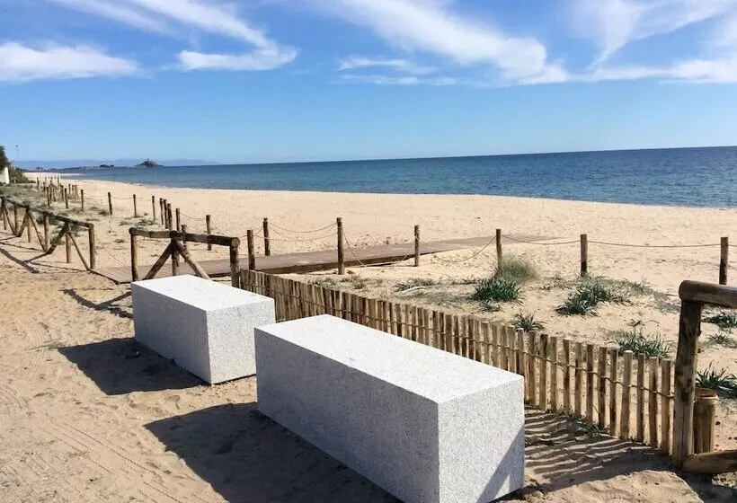 ホテル Camping Flumendosa