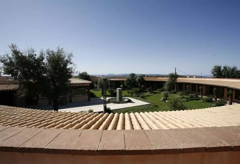 هتل Castellinaria