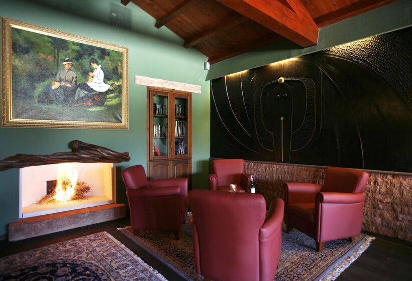 فندق Castellinaria