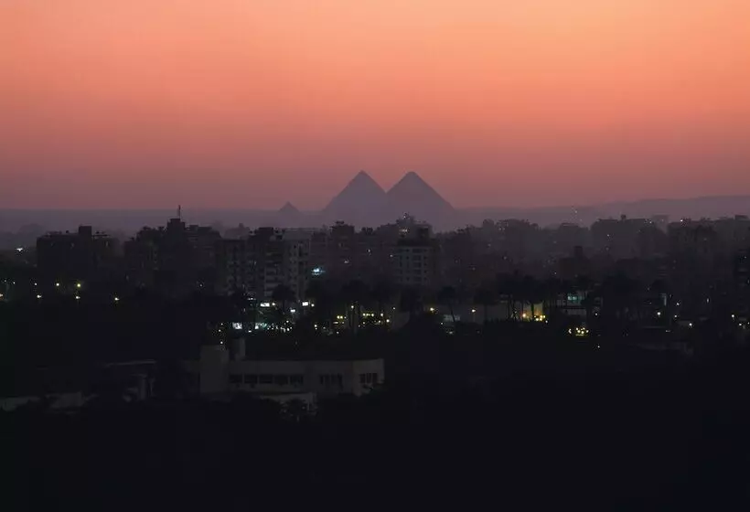 هتل Four Seasons Cairo At The First Residence