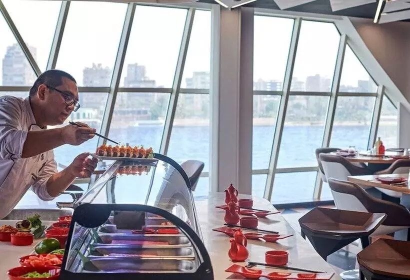 هتل Four Seasons Cairo At The First Residence