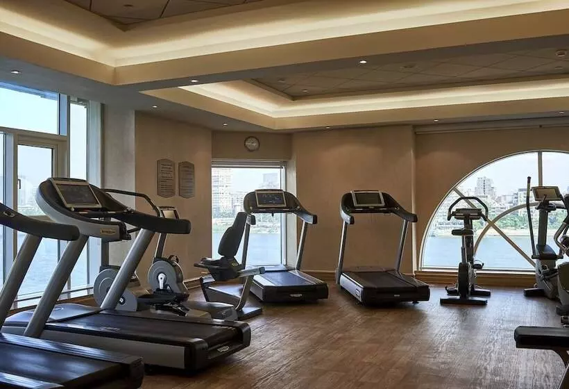 هتل Four Seasons Cairo At The First Residence