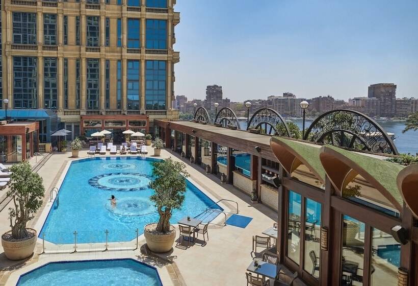 호텔 Four Seasons Cairo At The First Residence