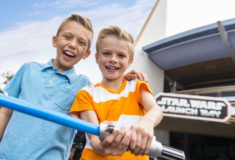 Holiday Inn Hotel & Suites Anaheim, An Ihg