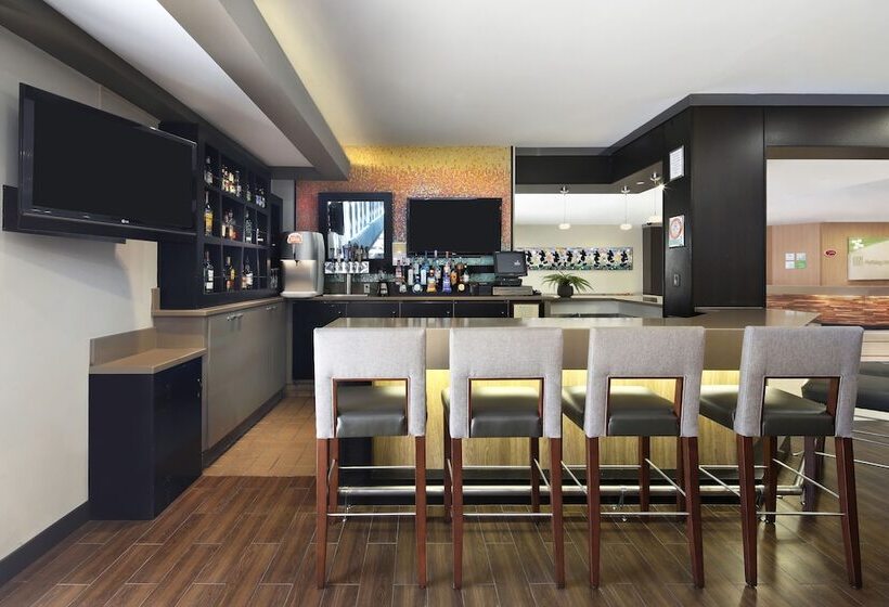 Holiday Inn Hotel & Suites Anaheim, An Ihg