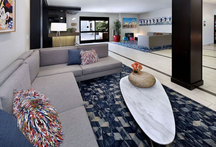 Holiday Inn Hotel & Suites Anaheim, An Ihg