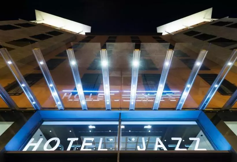 Отель Jazz