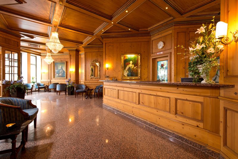 King S Hotel Center Superior