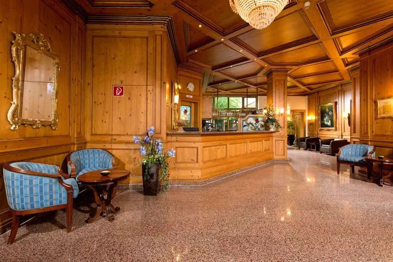 King S Hotel Center Superior