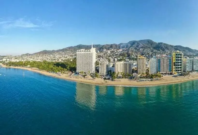 ホテル Krystal Beach Acapulco