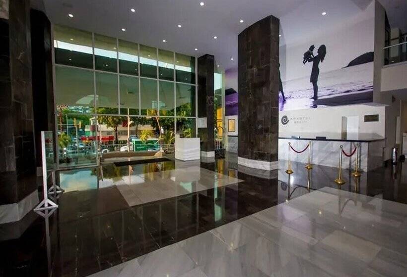 Hotel Krystal Beach Acapulco