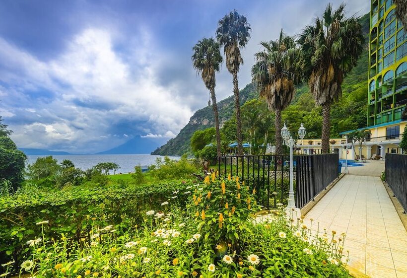 هتل La Riviera De Atitlan