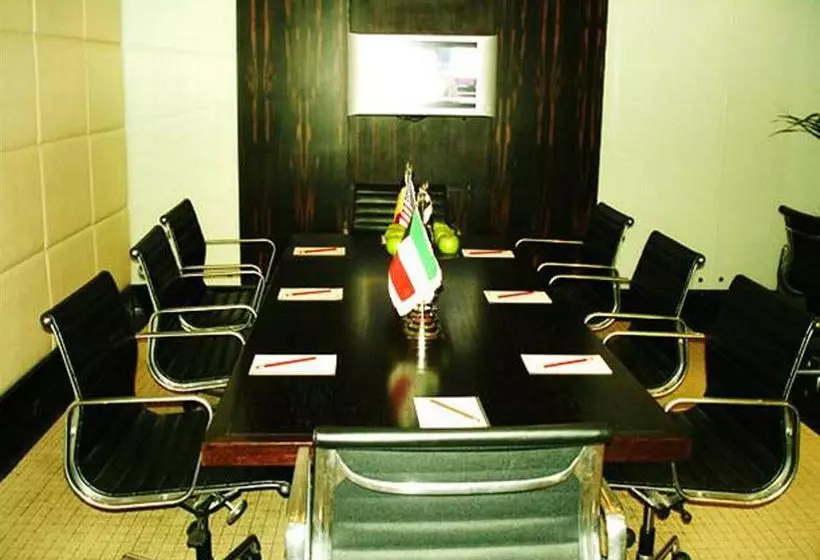 Отель Le Royal Tower Kuwait