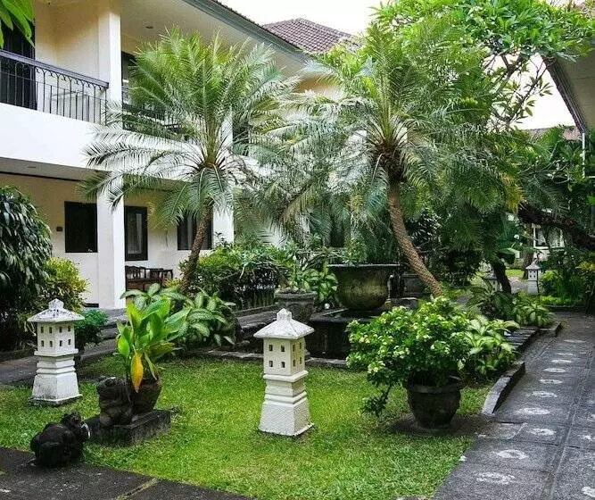 فندق Legian Paradiso