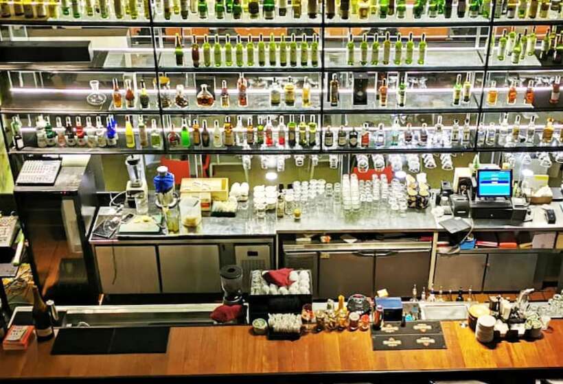 هتل Maya Kuala Lumpur City Center