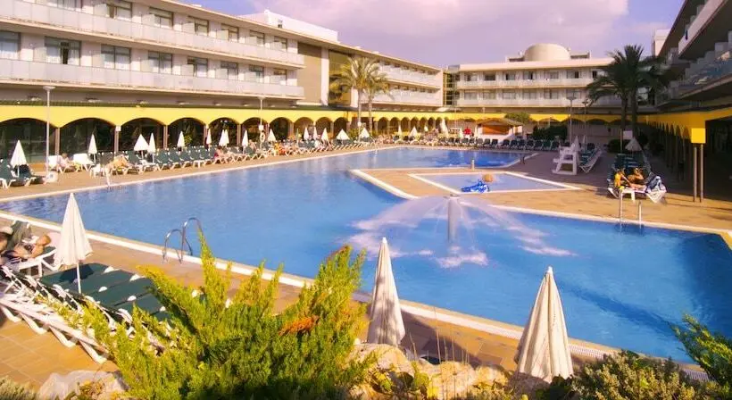 Hotelli Mediterraneo