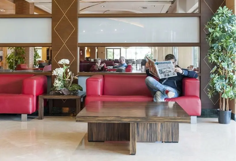 Hotelli Mediterraneo