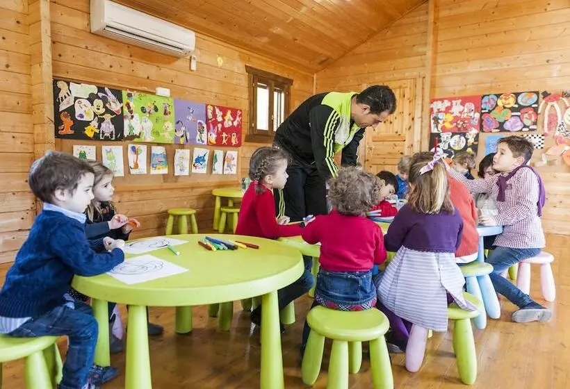 Hotelli Mediterraneo