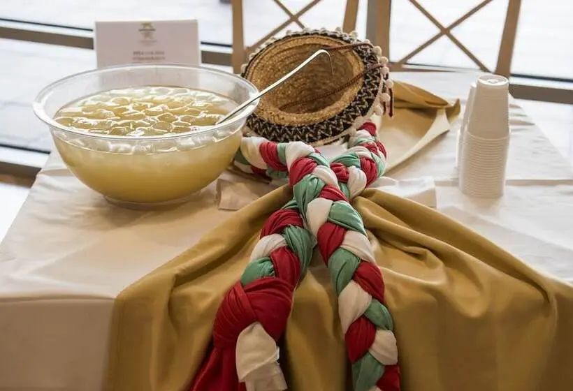 Hotelli Mediterraneo