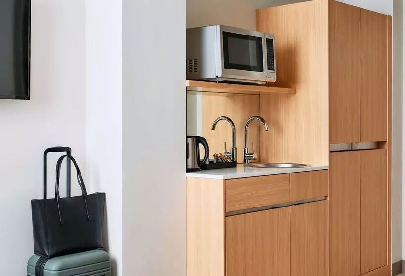 Отель Mercure Melbourne Southbank