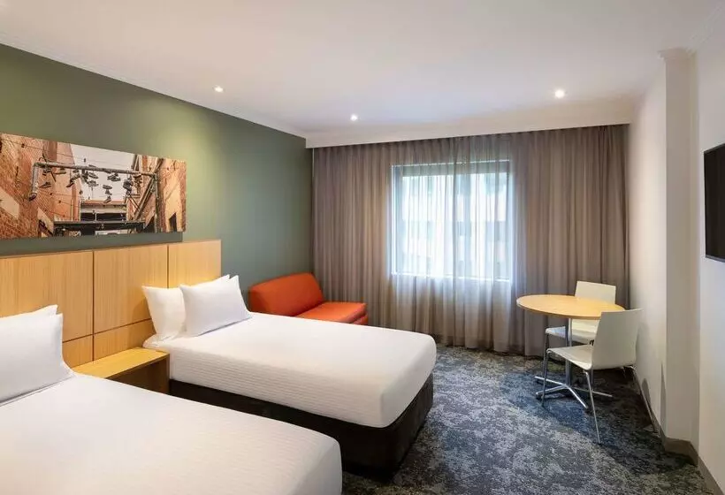 Отель Mercure Melbourne Southbank