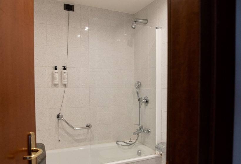 בית מלון כפרי Belstay Milano Assago