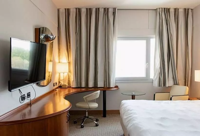 ホテル Belstay Milano Assago