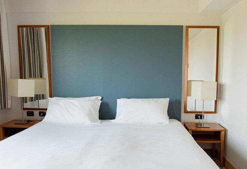 בית מלון כפרי Belstay Milano Assago