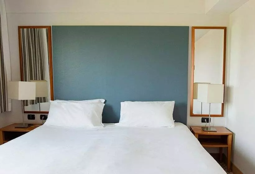 ホテル Belstay Milano Assago