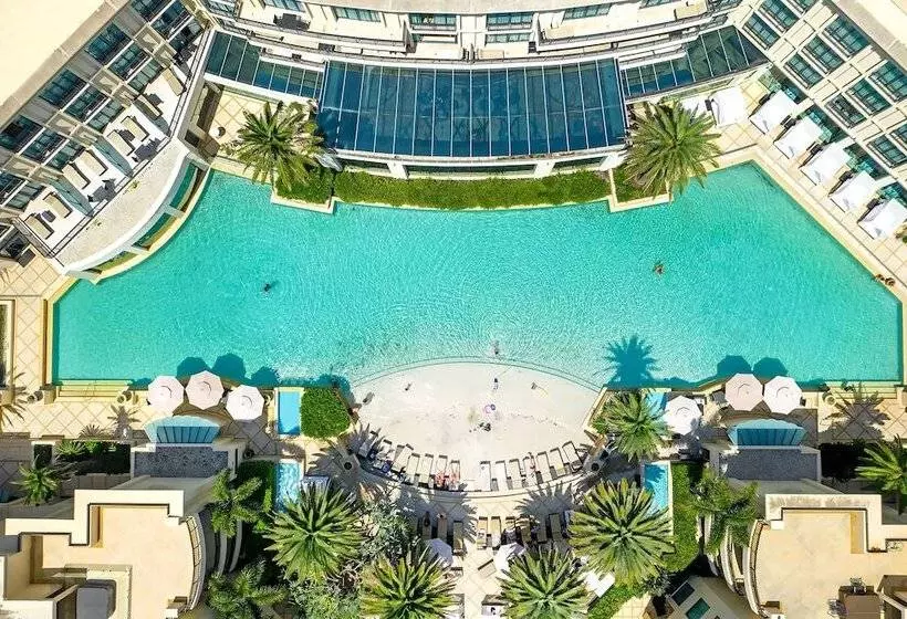 Imperial Hotel Gold Coast