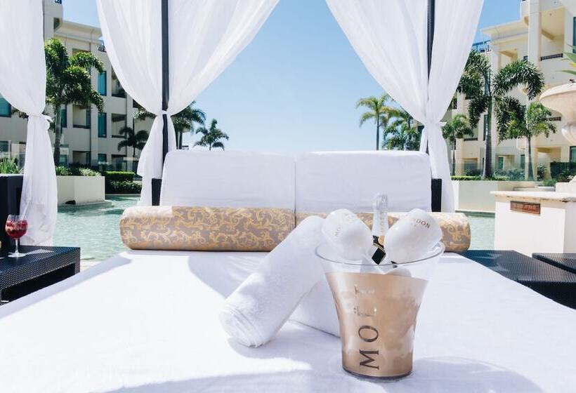 Imperial Hotel Gold Coast