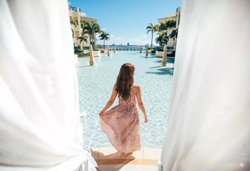 Imperial Hotel Gold Coast