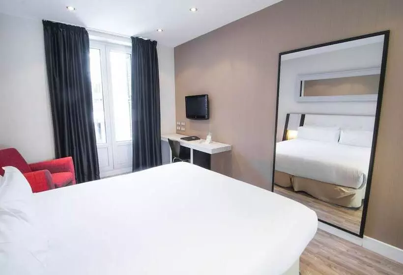 هتل Petit Palace Arenal