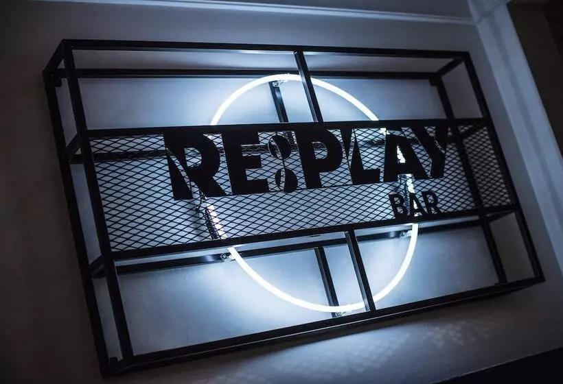 Отель Thistle Barbican Shoreditch