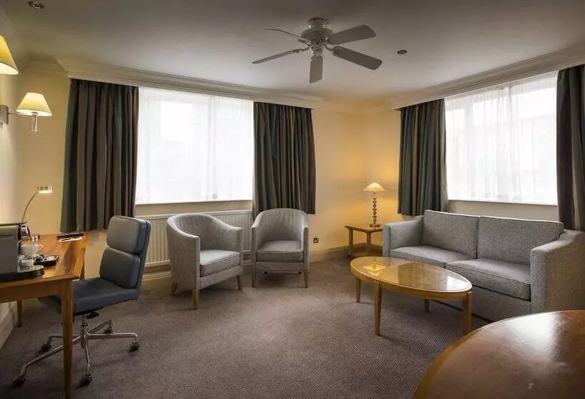 Отель Thistle Barbican Shoreditch