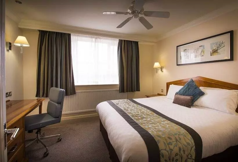 Отель Thistle Barbican Shoreditch