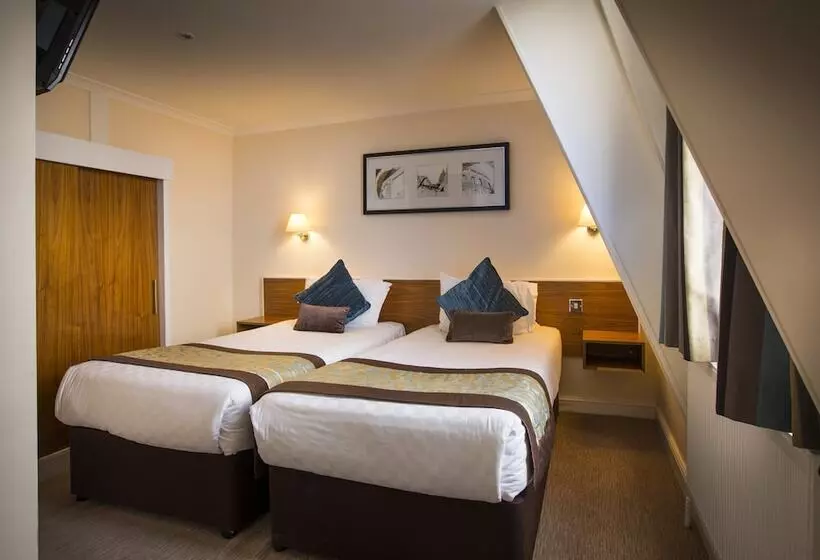 Отель Thistle Barbican Shoreditch