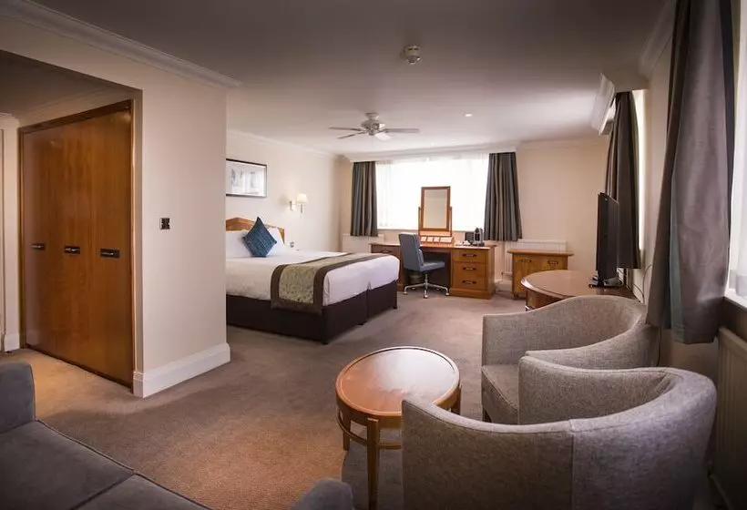 Отель Thistle Barbican Shoreditch