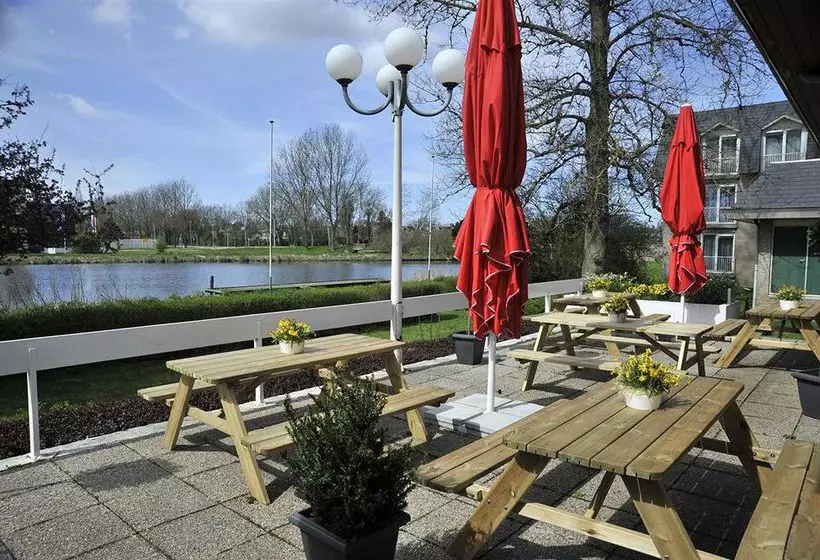 Отель Tulip Inn Leiderdorp