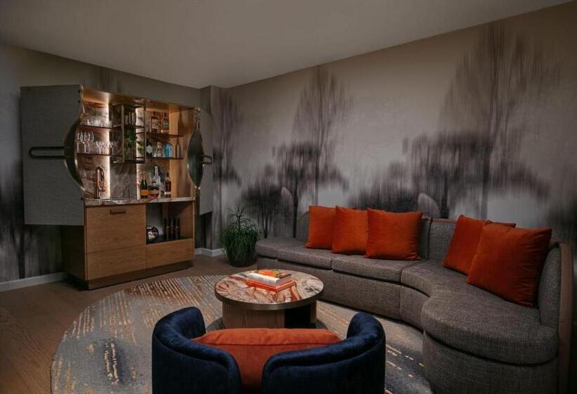 Otel De La Poste – French Quarter, A Renaissance