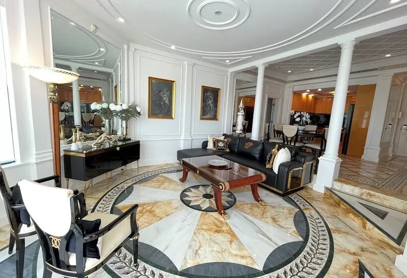 Imperial Hotel Gold Coast