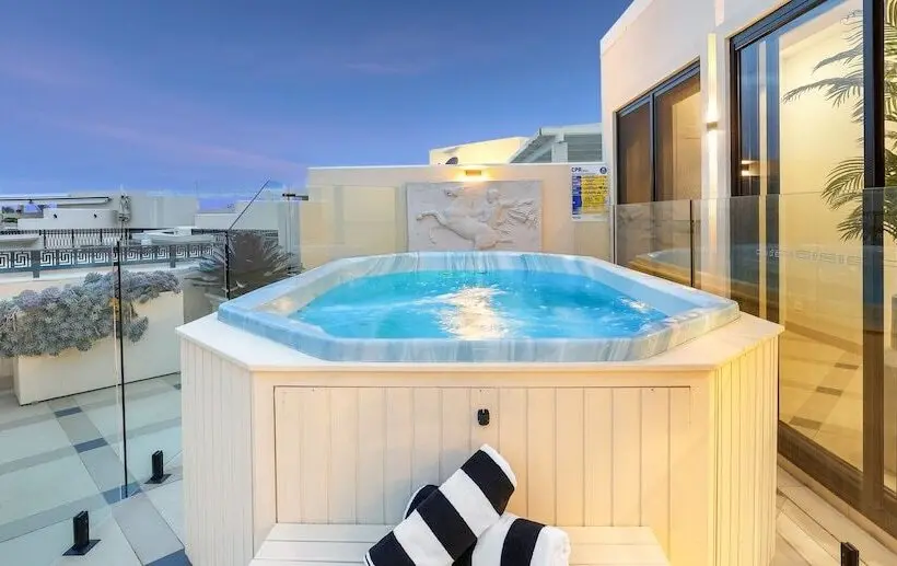 Imperial Hotel Gold Coast