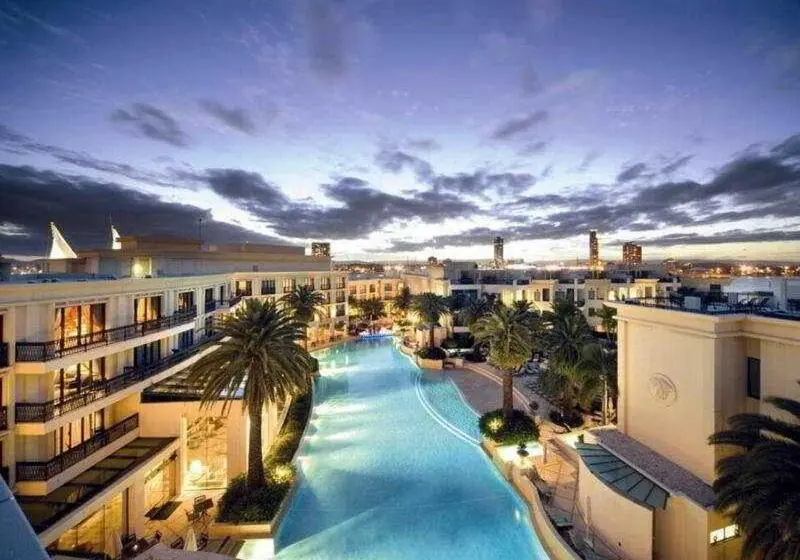 Imperial Hotel Gold Coast