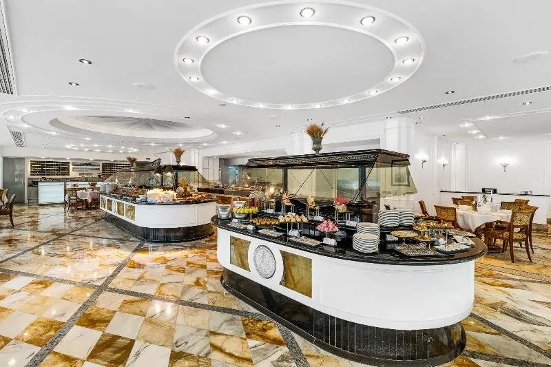 Imperial Hotel Gold Coast