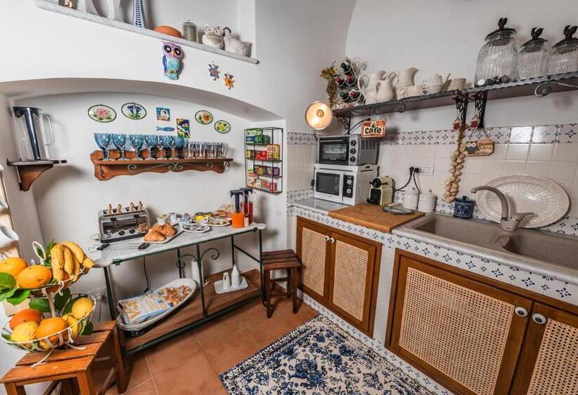 تختخواب و صبحانه La Casa Degli Angeli