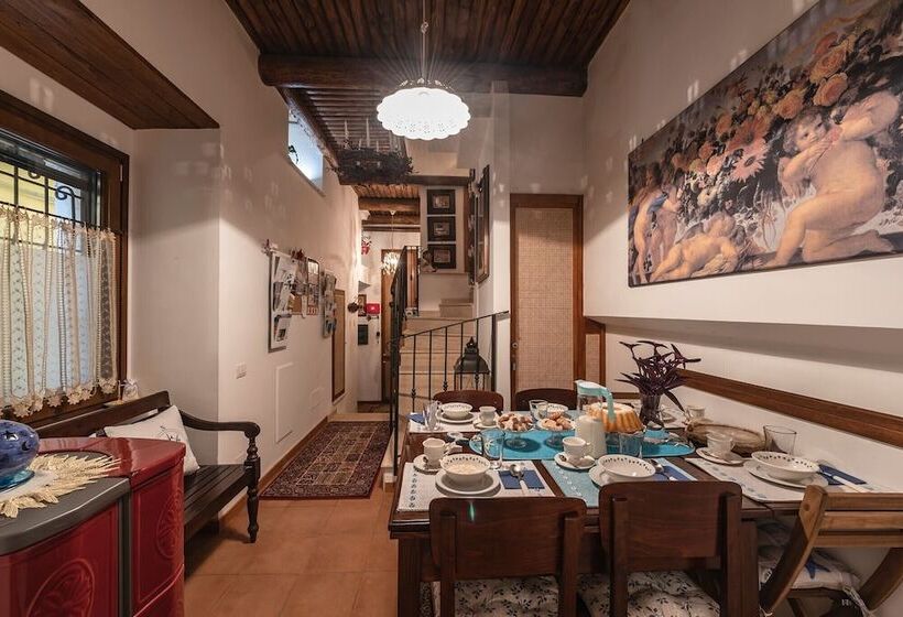 تختخواب و صبحانه La Casa Degli Angeli