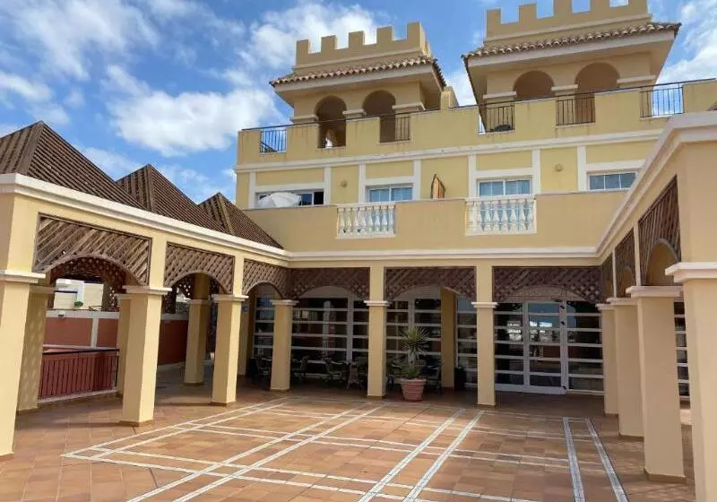 Apartamentos Granada Park