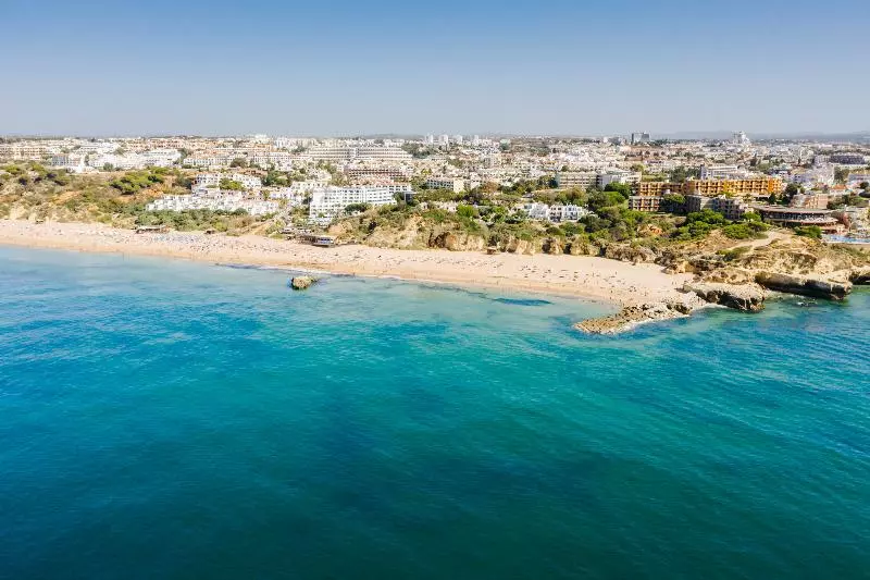 Auramar Beach Resort