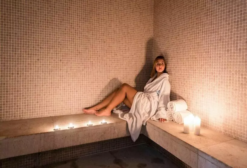 Azoris Royal Garden - Leisure & Conference Hotel