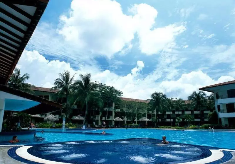 Holiday Villa Resort & Beachclub Langkawi